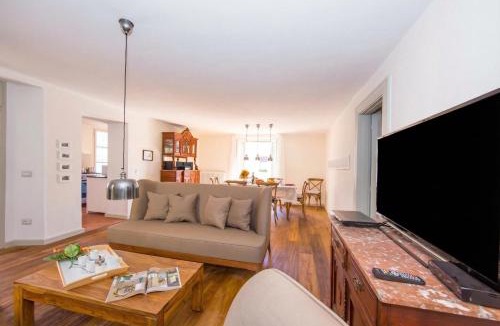 Colonno House | Felice sul Lago
