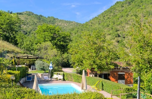 Acqualagna House | Flat 'Casale La Baiona