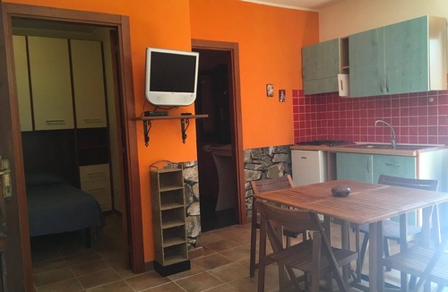 Defensola House | Flat in Vieste with private garden
