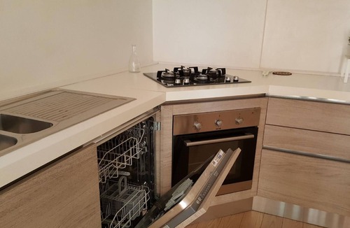 Gavardo House | Flat 'Lina' with shared pool