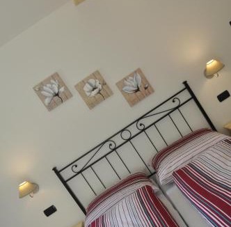 Lenzumo Bed & Breakfast | Garnì dal Mozat