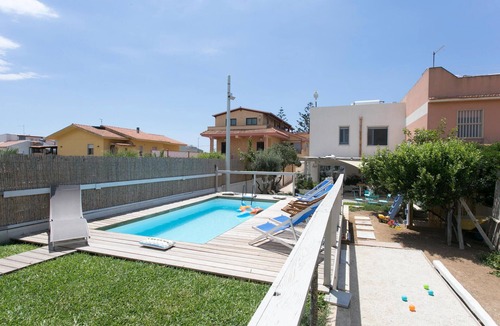 Santa Maria del Focallo House | Gorgeous home in Ispica with private swimming pool, can be inside or outside