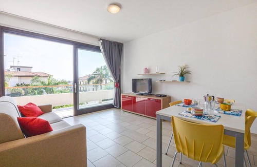 Marina di Ragusa House | Gorgeous home in Marina di Ragusa with WiFi