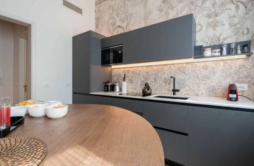 Cannaregio Apartment | Grand Cannaregio Residence with Private Terrace, 6 Bedrooms & 6.5 Bathrooms