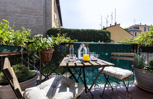 Ticinese Apartment | Guastalla lovely studio with romantic terrace