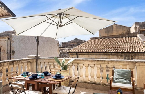 Noto Historic Centre Hotel | Guest House Aurispa