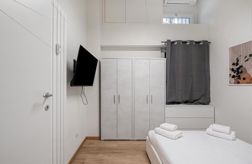 Segnano Apartment | GuestHost - Ca' Granda M5 & Bicocca Apartment