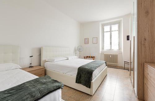 Segnano Apartment | GuestHost - Ca' Granda M5 Bright Apartment