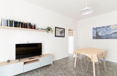 Lambrate Apartment | GuestHost - Città Studi Apartment with balcony