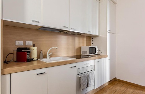 Lungarno del Tempio Apartment | GuestHost - Florence Cozy Apartment with Small Terrace