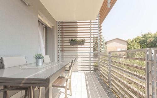 Cernusco sul Naviglio Apartment | GuestHost - La Vela Apartment with Terrace!