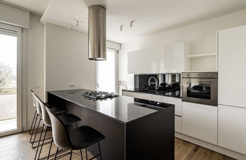 Padova Apartment | GuestHost - Modern Santa Rita Apartment - Padova