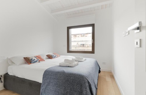 Zona Solari Apartment | GuestHost - Modern Terrace Flat in Solari Area