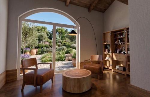 Cremolino Bed & Breakfast | Hemanaire