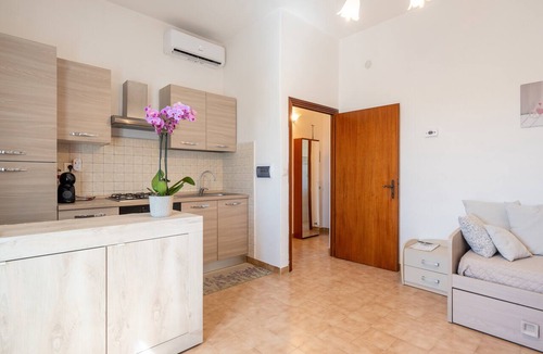 Chiusi Apartment | Holiday Apartment "Casa Vacanze Mongili" with Private Pool, Balcony & Wi-Fi