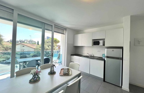 Lignano Sabbiadoro Apartment | Holiday apartment with balcony, air conditioning and internet
