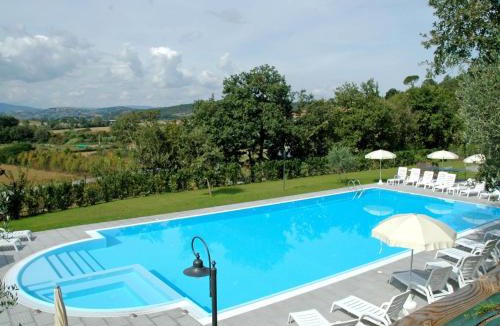Popoltaio-Schiacciato House | Holiday Home Casa Graziani-8 by Interhome