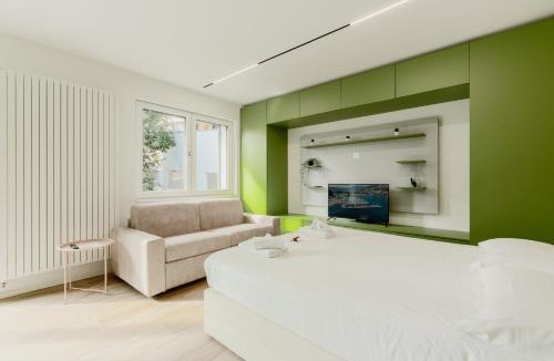Lugano Apartment | Home Sofia Room 3 -Love Couples -By EasyLife Swiss