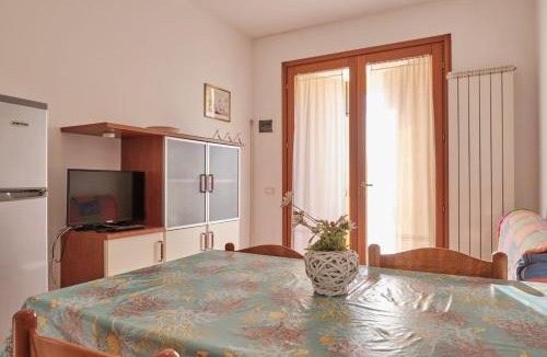Rosapineta Apartment | Homely flat with pool-Beahost