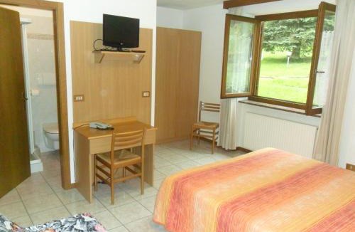 Ronzone Hotel | Hotel & Appartamenti Al Larice