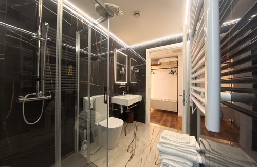 Bagni di Tivoli Hotel | Hotel Aurora