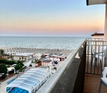 Milano Marittima Hotel | Hotel B&B Montecarlo