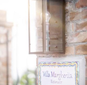 Capri Hotel | Hotel Canasta