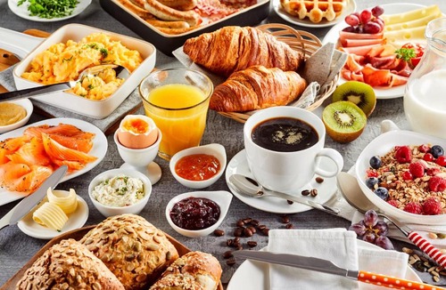 Alba Hotel | Hotel Caprice B&BRUNCH - in centro a Riccione