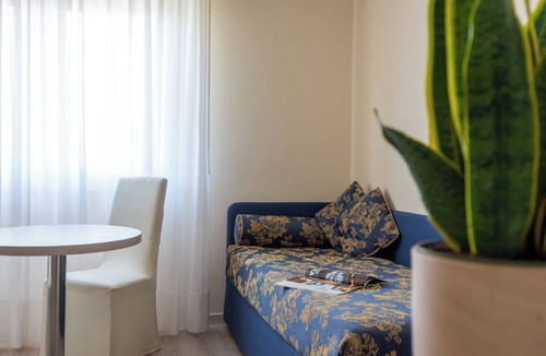 Castel San Pietro Terme Hotel | Hotel Castello
