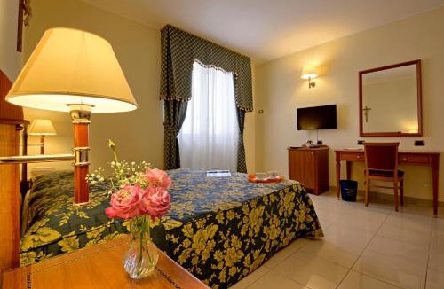 San Giovanni Rotondo Hotel | Hotel Centro di Spiritualità Padre Pio