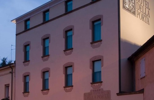 Santarcangelo di Romagna Hotel | Hotel Della Porta