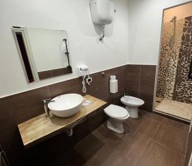 Varcaturo Hotel | Hotel Iris