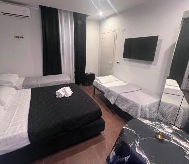 Varcaturo Hotel | Hotel Iris