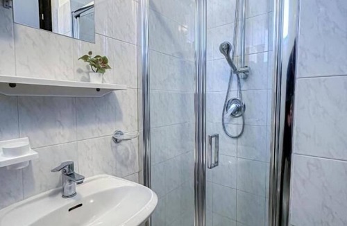Marebello Hotel | Hotel John
