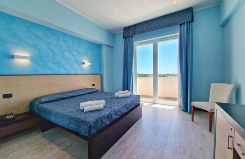 Posto Rosso Hotel | Hotel Jonico