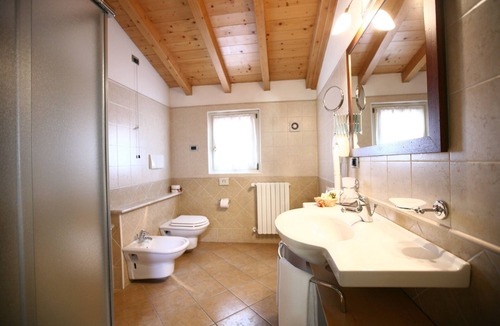 Bedizzole Hotel | Hotel La Corte