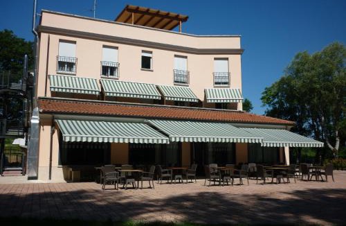 Castel San Pietro Terme Hotel | Hotel La Torretta