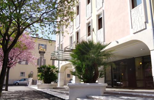 Rovereto Hotel | Hotel Leon d'Oro