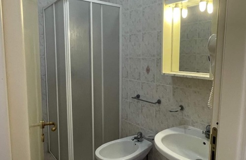 Brancaleone Marina Hotel | Hotel Lungomare 3 Stelle