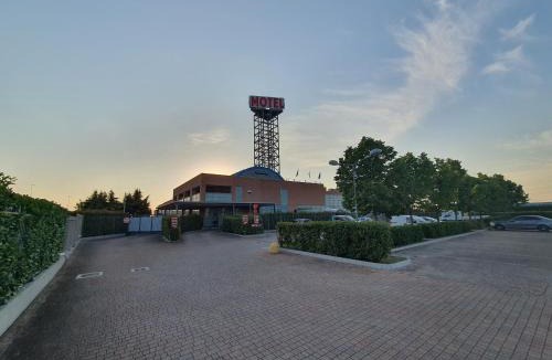Castel San Giovanni Hotel | Hotel Motel 2