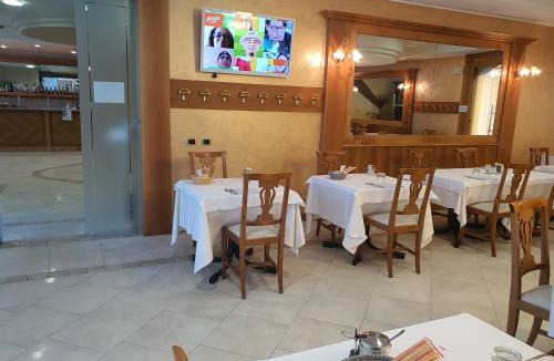Castel San Giovanni Hotel | Hotel Motel 2