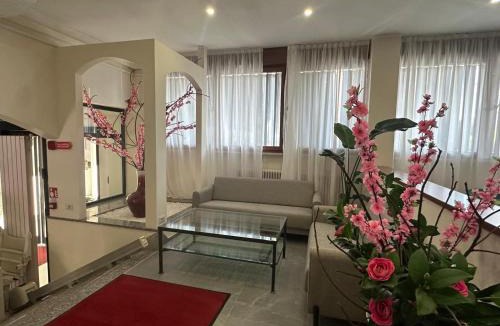 Varese Hotel | Hotel Nova