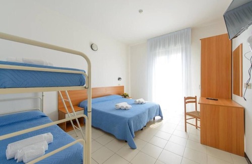 San Giuliano a Mare Hotel | Hotel Paloma