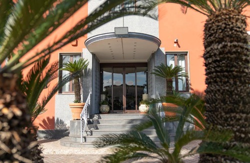 Castel Volturno Hotel | Hotel Paradiso