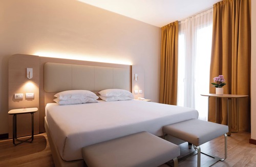 Certosa Hotel | Hotel Raffaello