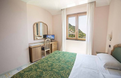 Barano d'Ischia Hotel | Hotel Saint Raphael