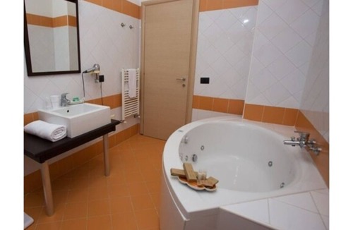 Pastorano Hotel | Hotel The Queen