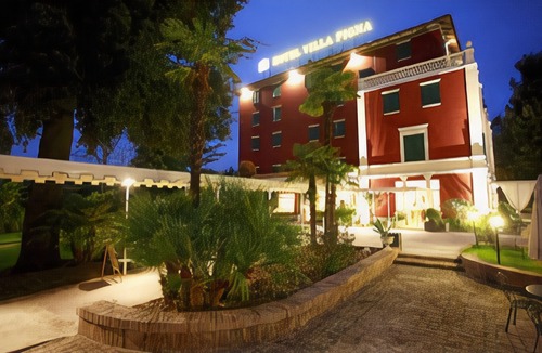 Folignano Hotel | Hotel Villa Pigna