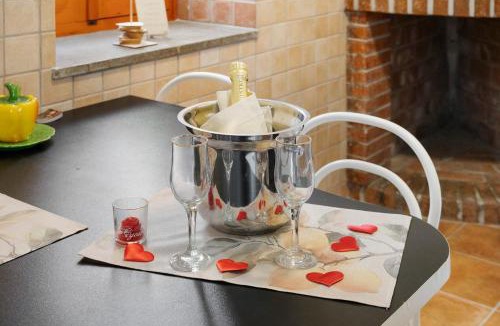 Castel Volturno Apartment | House Le Antiche Mura
