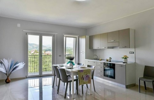 Casal Velino Apartment | Hyéle Accommodation Experience